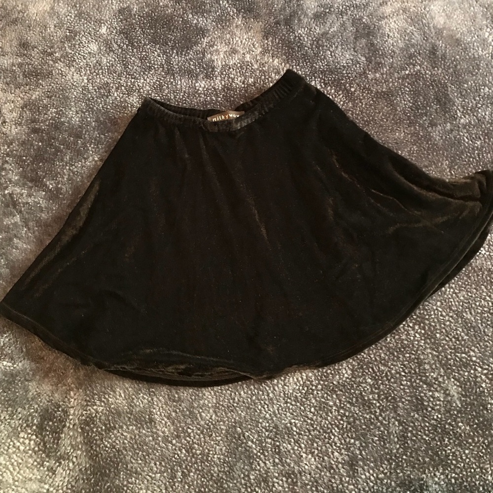 Black Flow Skirt